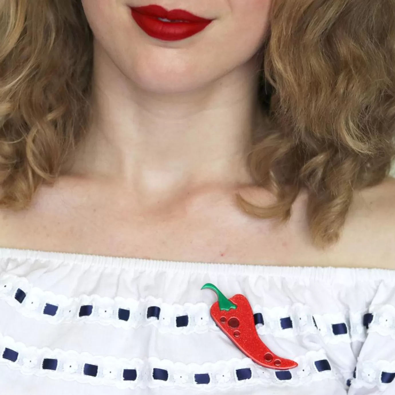 Erstwilder Cosas Picante Brooch* Brooches