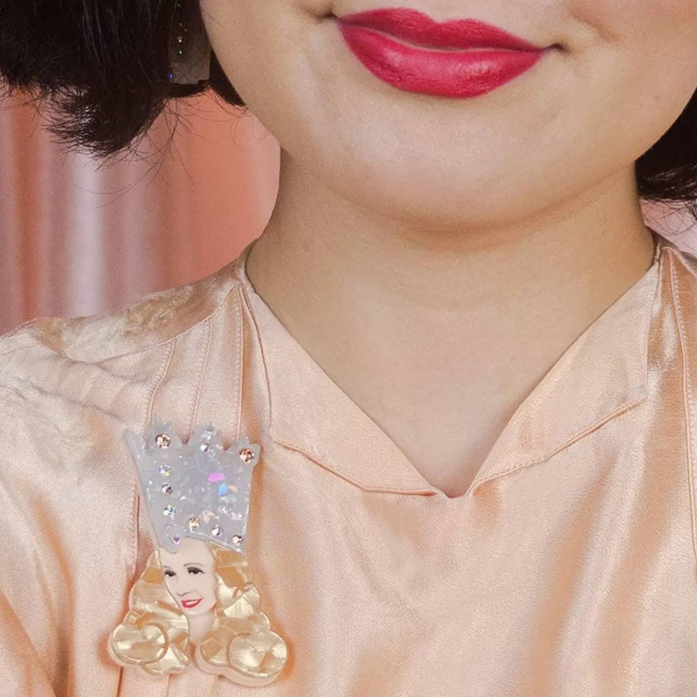 Erstwilder Glinda The Good Witch Brooch* Brooches