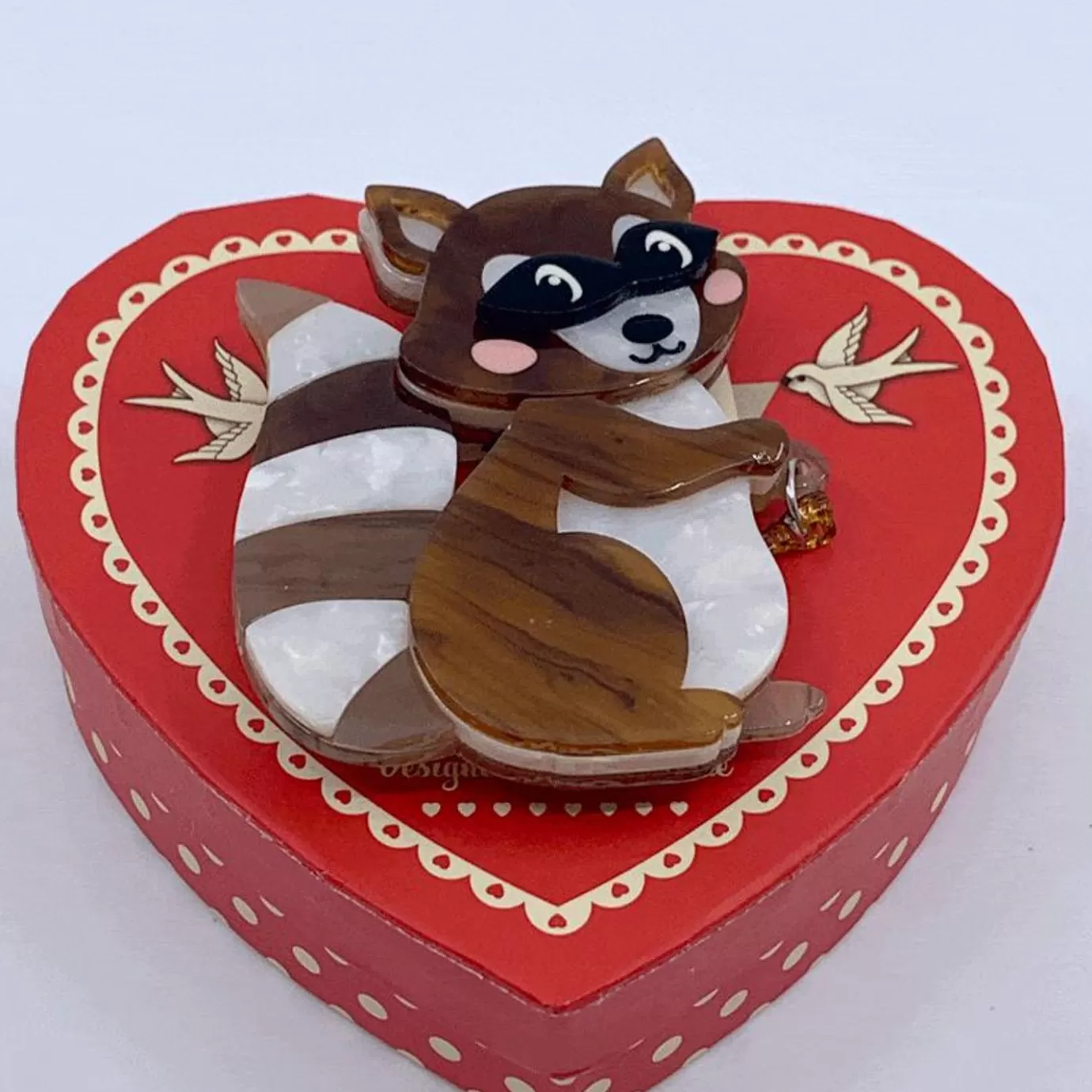 Erstwilder Love Bandit Brooch* Brooches