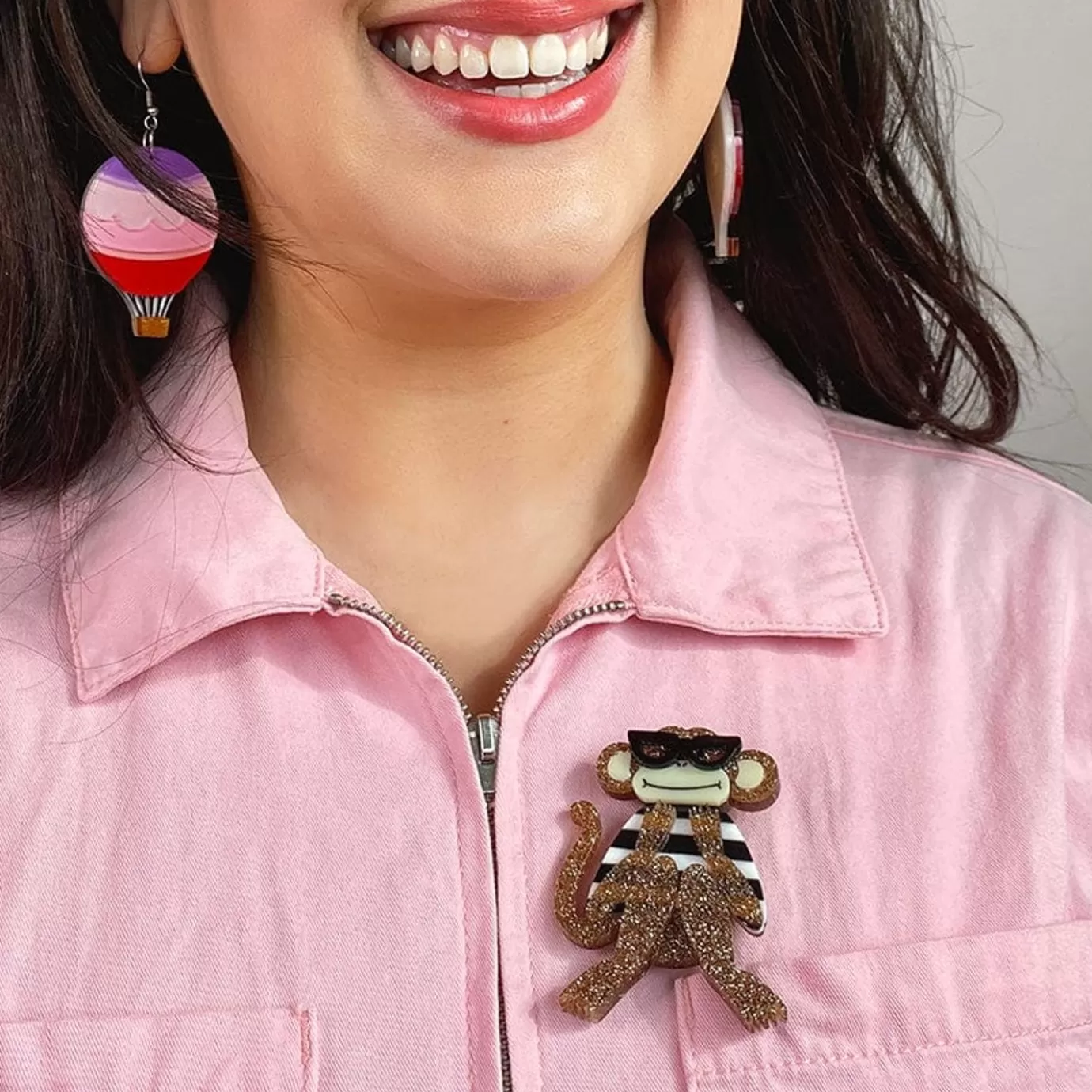 Erstwilder Moe The Monkey Lover Brooch* Brooches